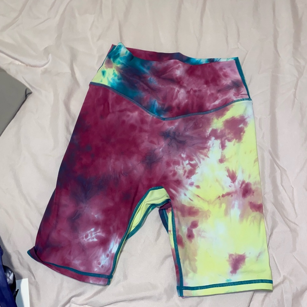 Balance Athletica vitality shorts